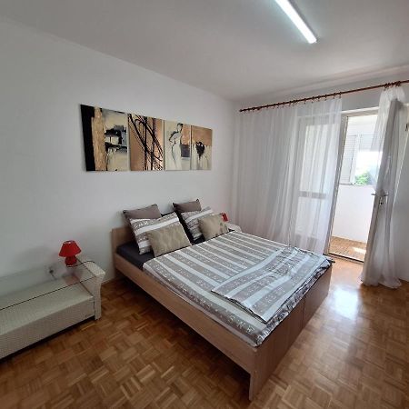 זאדאר Two Bedroom Apartment Alma מראה חיצוני תמונה