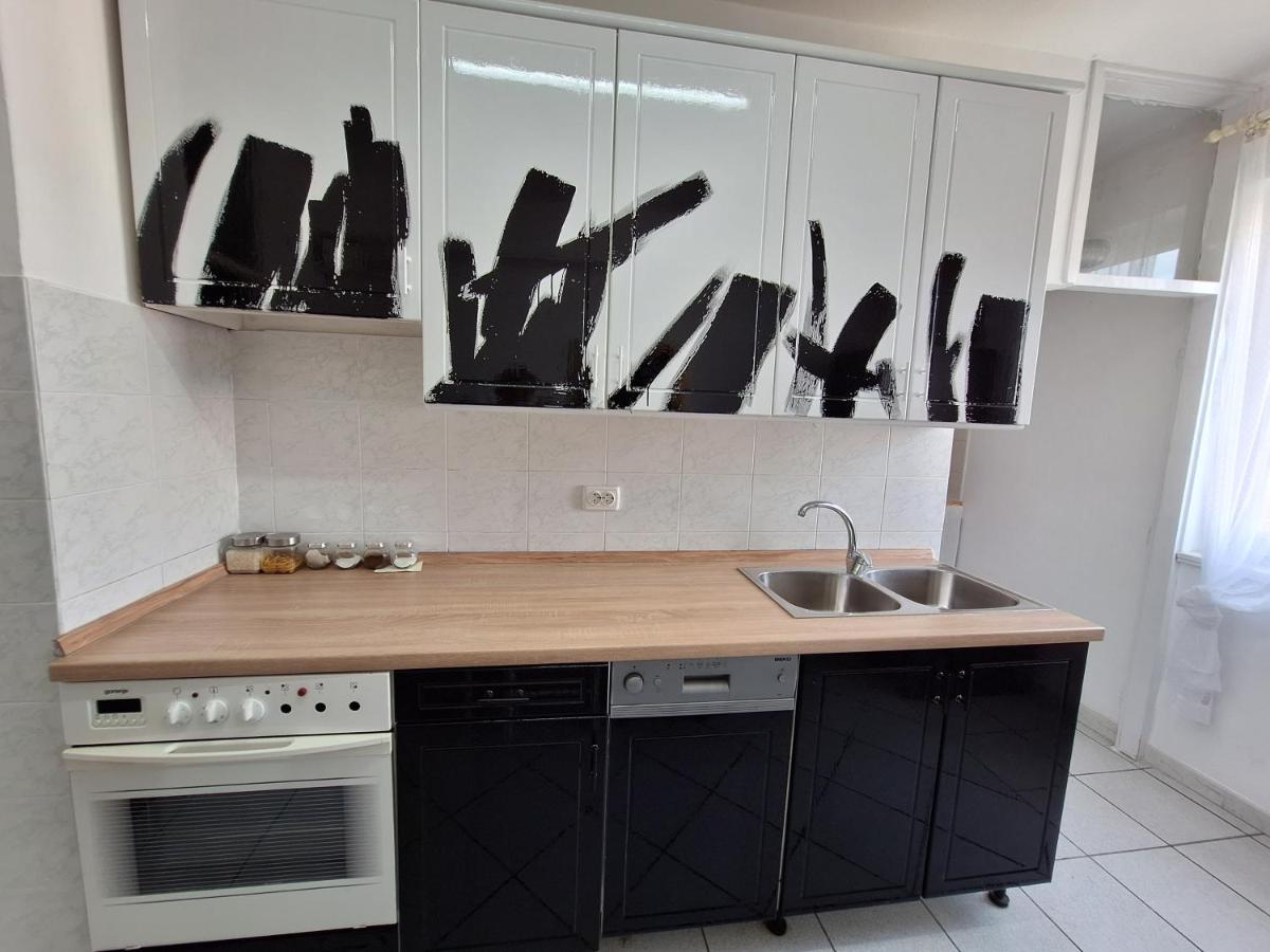זאדאר Two Bedroom Apartment Alma מראה חיצוני תמונה