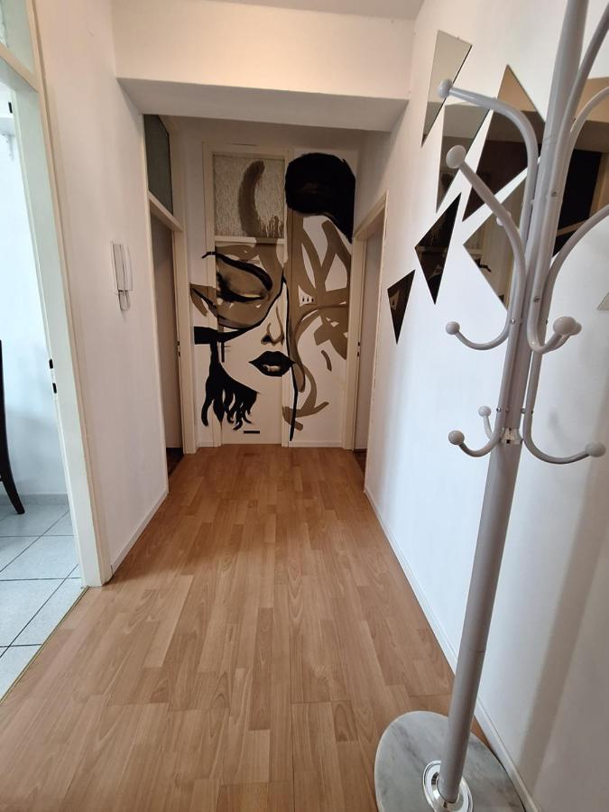 זאדאר Two Bedroom Apartment Alma מראה חיצוני תמונה